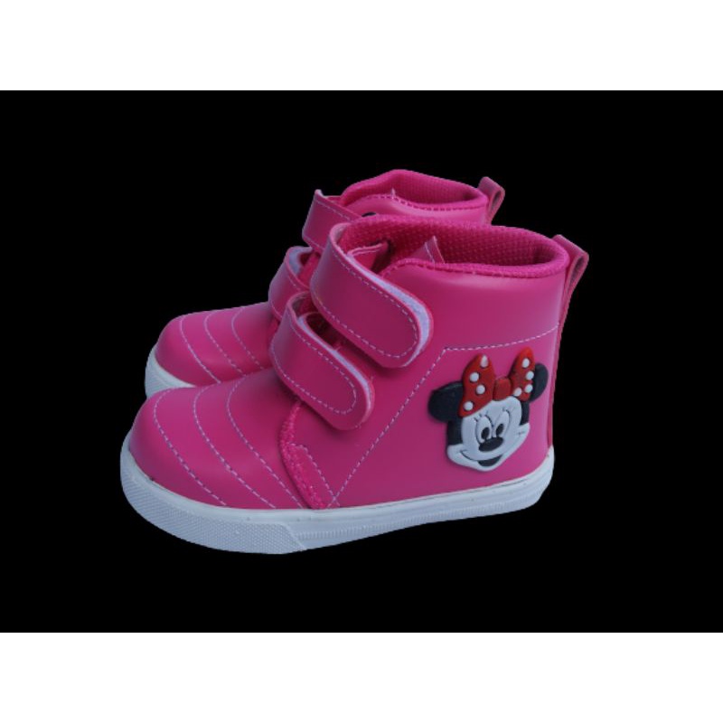 SEPATU  ANAK PEREMPUAN TRBARU MOTIP MIKEY MOUSE&amp;HELO KITY