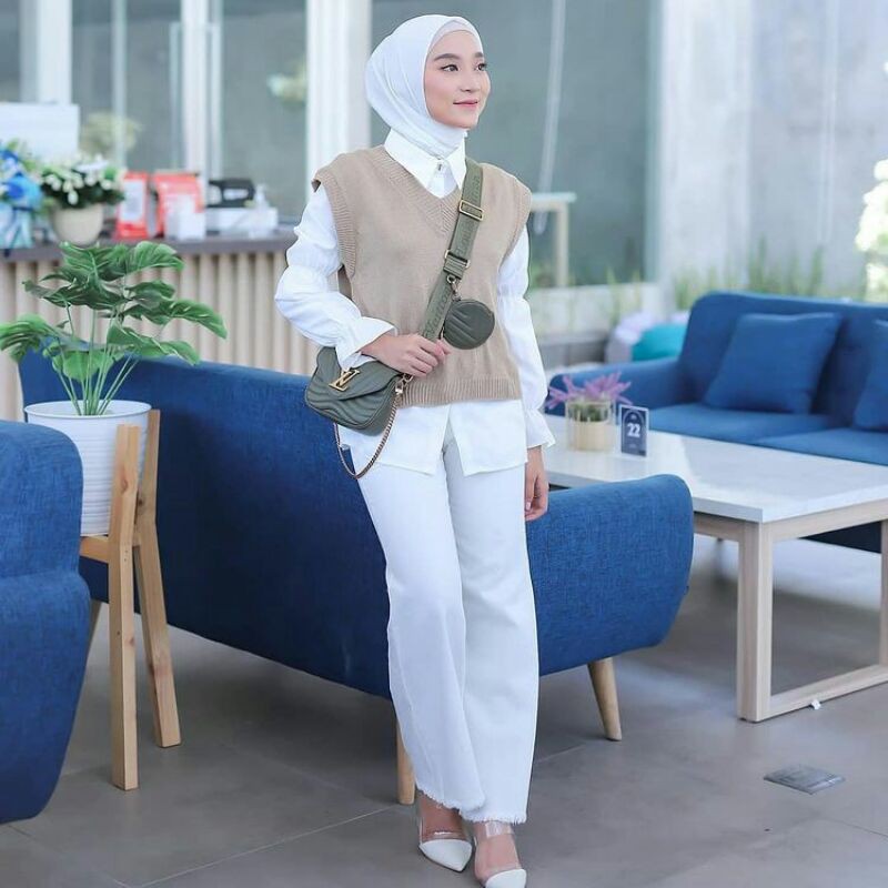 KANI VEST ROMPI BASIC RAJUT