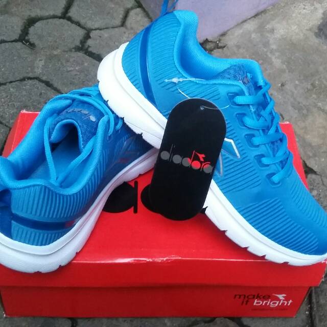 Sepatu diadora original biru ischia 36 37 38