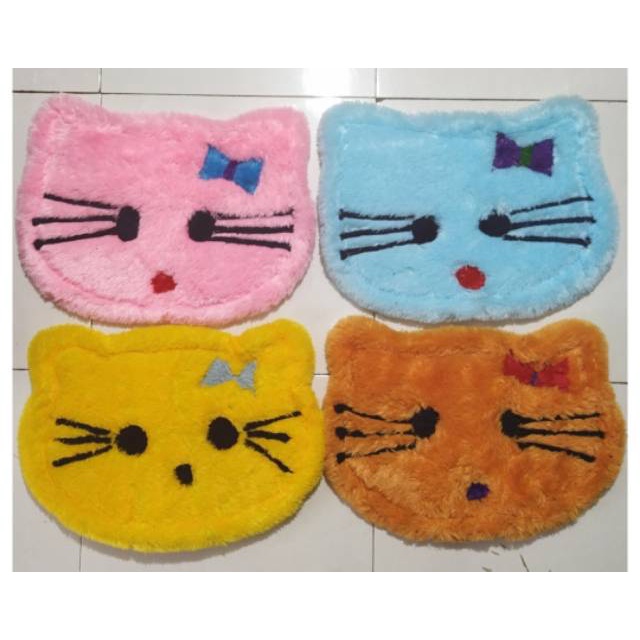 [GROSIR] KESET BULU RASFUR KARAKTER 40X60CM 40X60 40 X 60 CM PREMIUM TERMURAH HELLO KITTY KEROPPI KEROPI DORAEMON