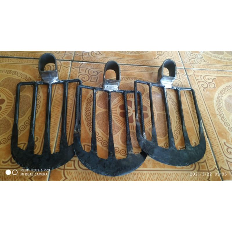 Cangkul/ pacul bolong anti gebol/ anti lengket janda bolong kondang gigi 5