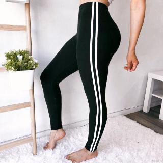  Celana  Legging Wanita  dengan Model High Waist dan Motif 