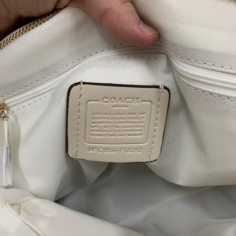 Tas Wanita CH Zip tote Signature 100%