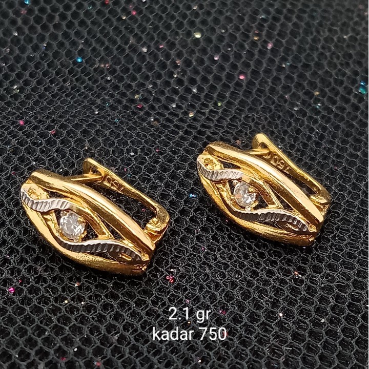 Anting Emas 17 K - 2.1 gr Kadar 750 - 2211