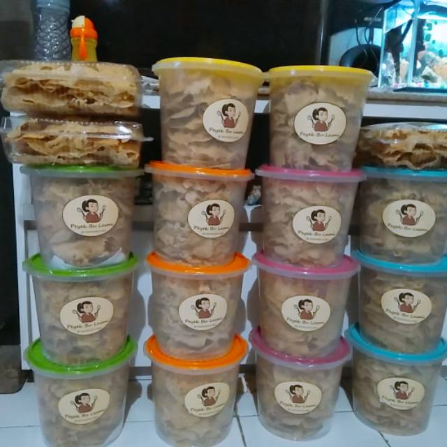 

Peyek renyah dan enak home made tanpa bahan pengawet