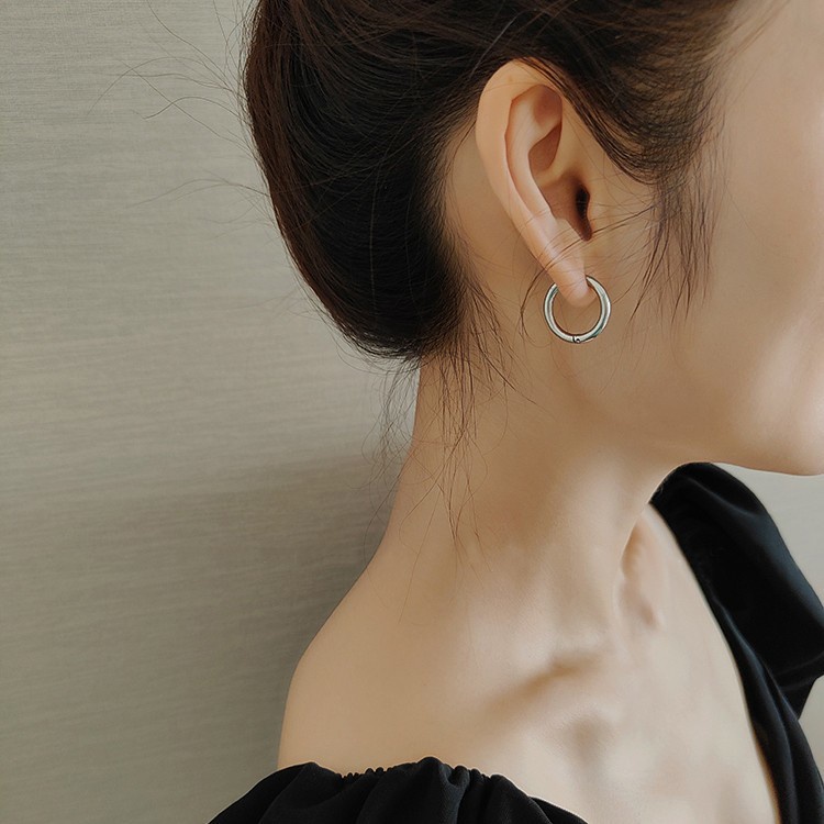 Anting Bulat Simple Untuk Wanita