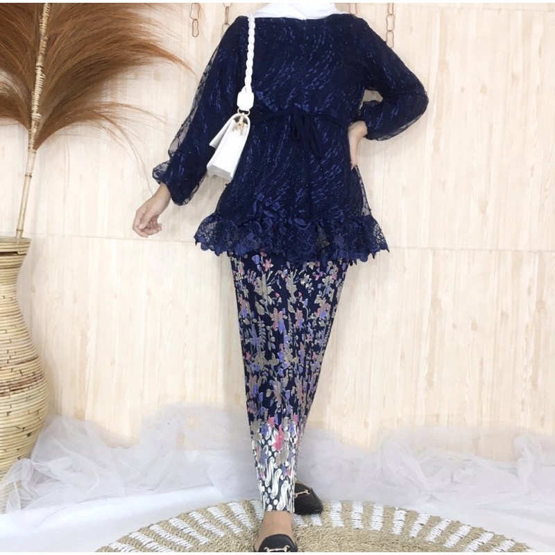 Set pesta blouse brokat rok batik plisket free masker brokat