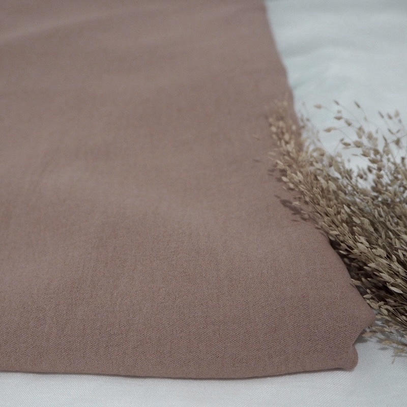 Pashmina Crinkle Premium / MEEDA Pashmina Syari 200x100 cm-Pastel Peach