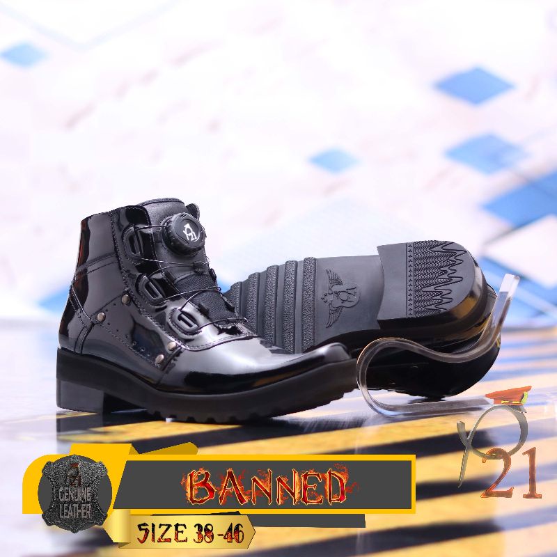 SEPATU PDH BANNED P21