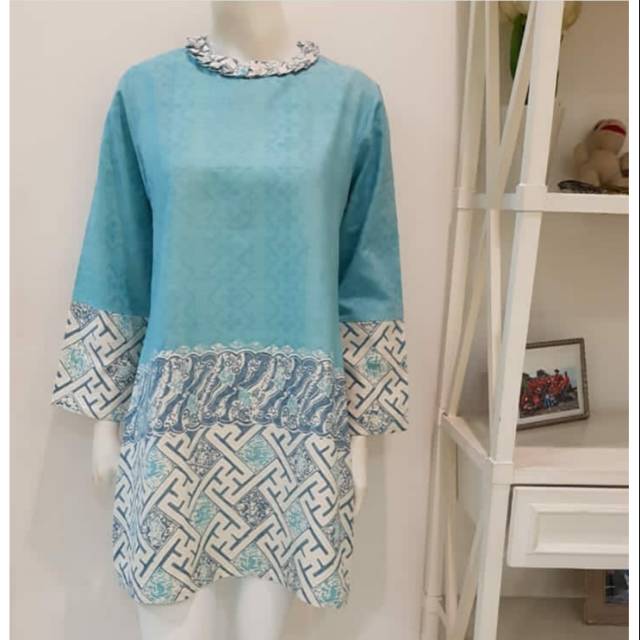 Tunik batik dobby emboss