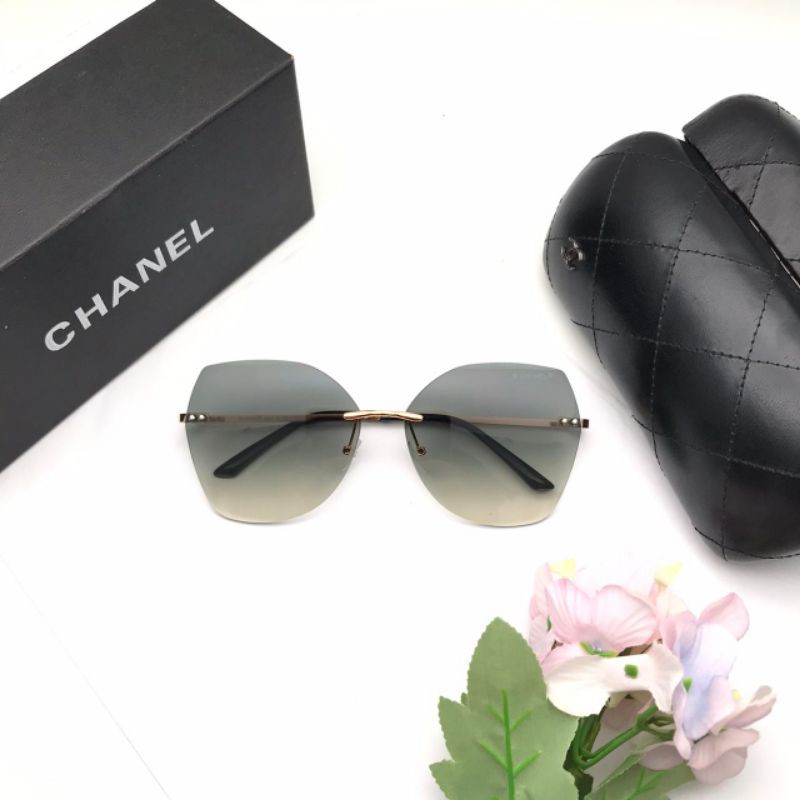 kacamata hitam wanita model mewah tanpa bingkai