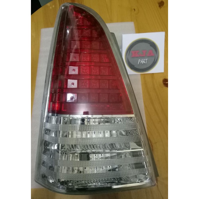 STOPLAMP/ lampu stop/ lampu belakang /INNOVA 2009-2010-2011