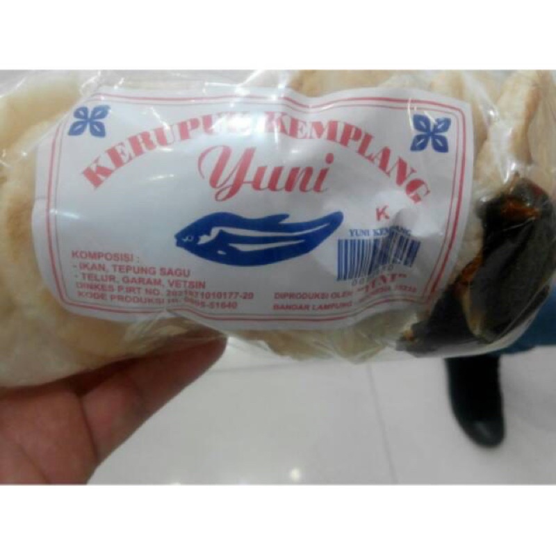 

Kerupuk Kemplang Lampung Yuni Isi 10 pcs