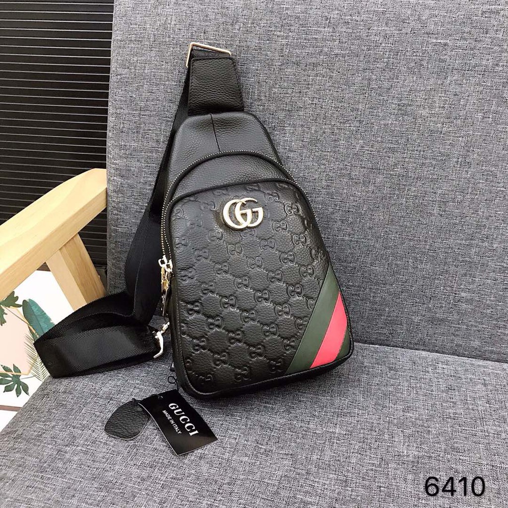 gucci zipper bag