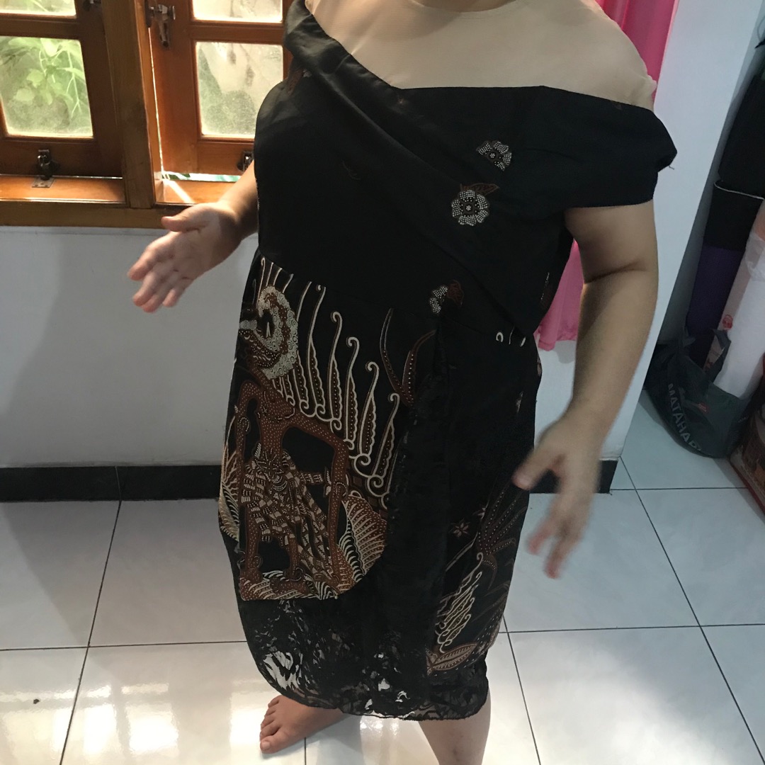 Dres Batik Solo