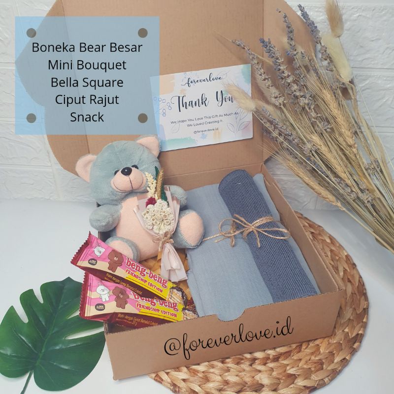 

Hampers | Hampers Ultah | Hampers Murah | Hampers Wisuda