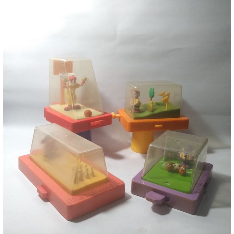 Maskot Ronald Birdie Hamburglar Grimace Happy Meal Mcd Sport Bowling Soccer Basket Golf Olahraga Ola