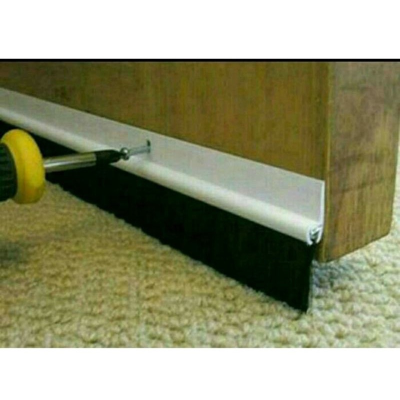 Door Bottom Seal Bulu Silver 1 Meter Penutup Celah Bawah Pintu / Moher