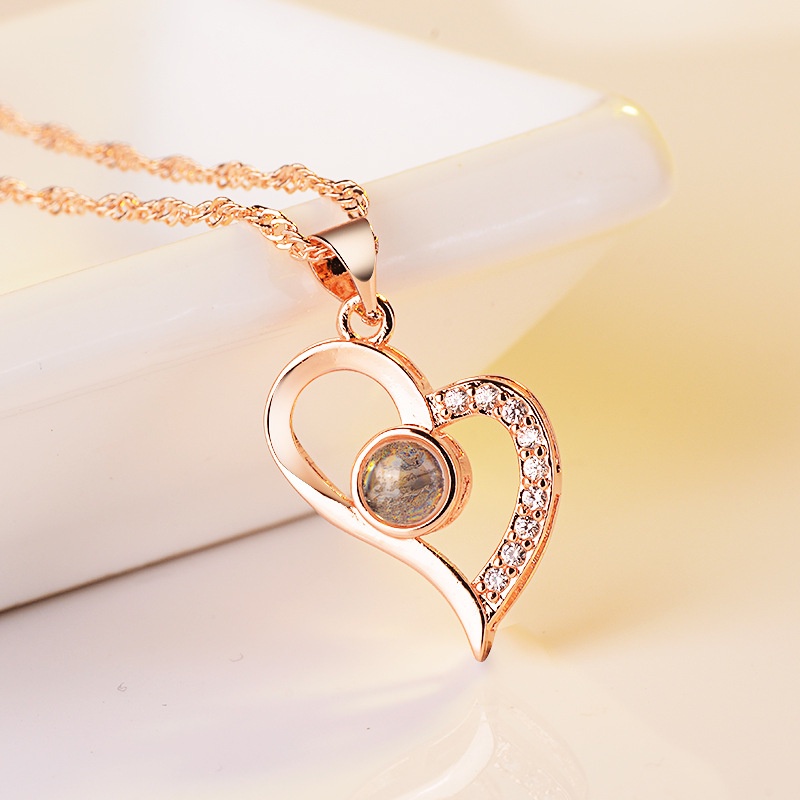 [Ready Stock]Fashion Simple 925 Silver Plated Heart-Shaped Diamond Necklace