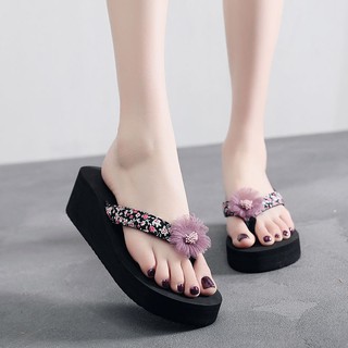 PenjualanvTebal sandal  jepit bawah sandal  wanita memakai  