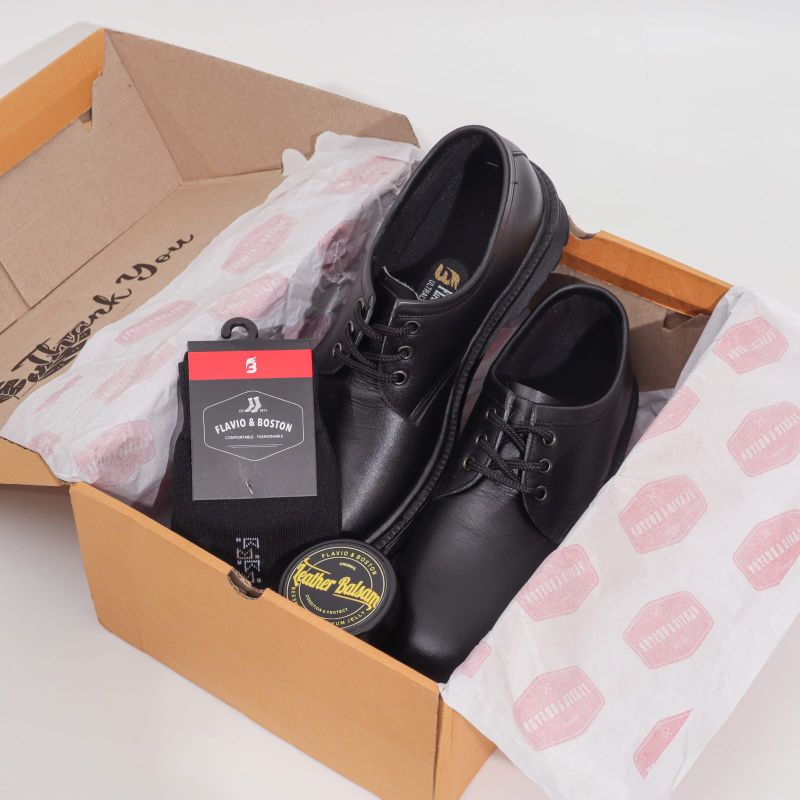 sepatu dokmar docmart full hitam black sepatu Boston Moretti razor hitam sepatu dokmart kulit sapi asli sepatu Flavio Boston Footwear ID