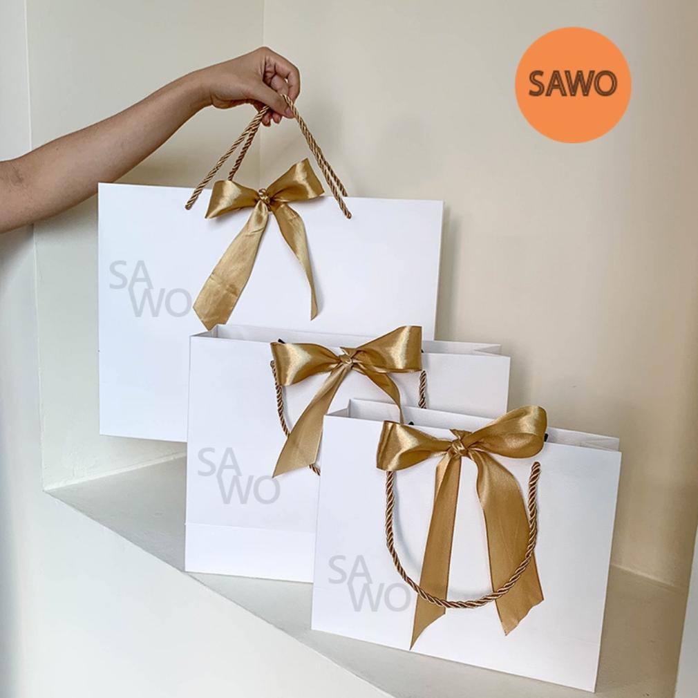 

Paper Bag Putih With Satin Ribbon Termasuk Pita | Elegant White Kado Kantong Kertas Bingkisan Hadiah