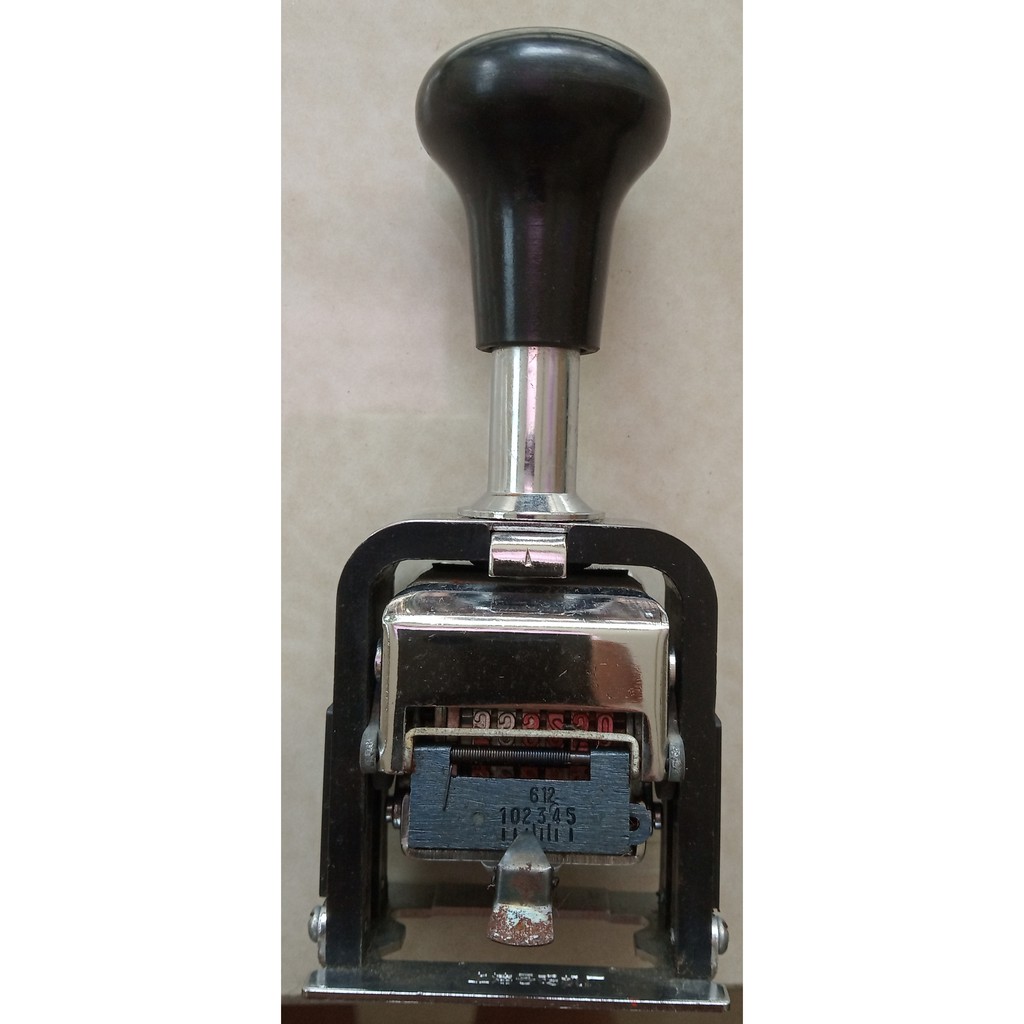 

Stempel nomor urut
