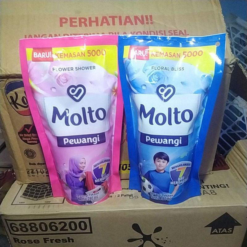 MOLTO  Pewangi (kemasan 5000) 280ml