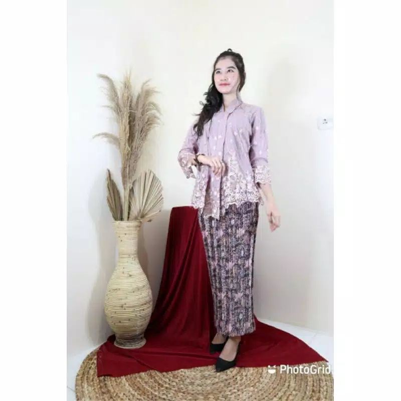 NEW SETELAN KEBAYA FLOY TILLE/KEBAYA MURAH/KEBAYA PESTA/KEBAYA TUNANGAN