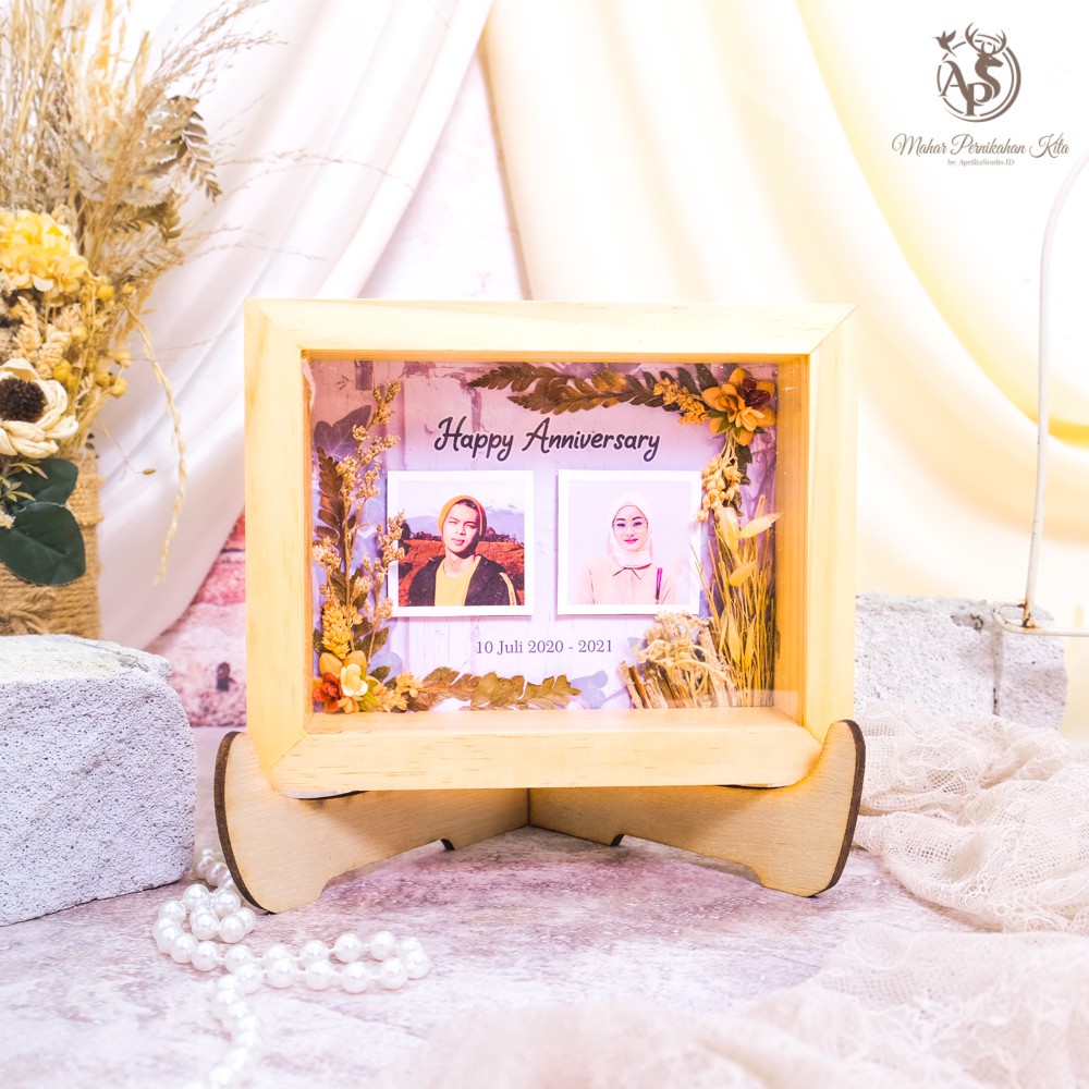 KADO PERNIKAHAN AZRINA, FRAME BINGKAI CUSTOM FOTO UKURAN 20x20 CM