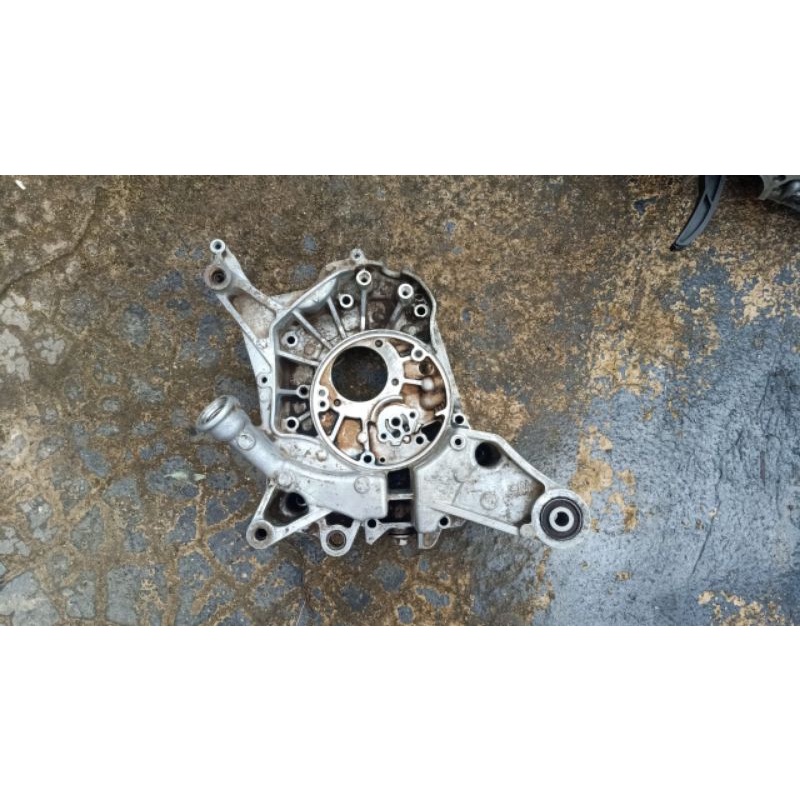 Krengkes crankcase oli yamaha mio m3 mio z original