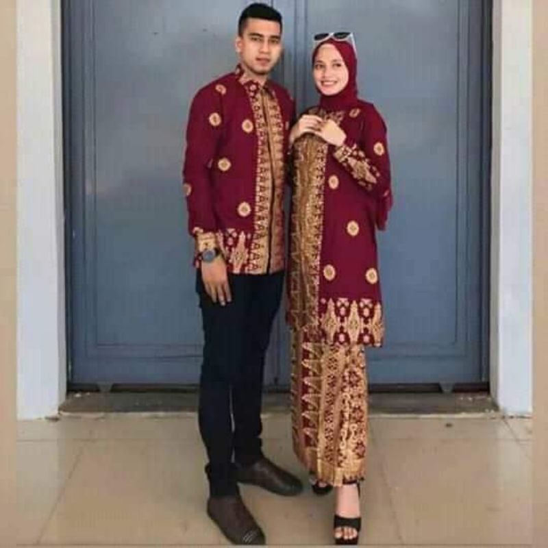 couple songket marun model kebaya/baju songket palembang