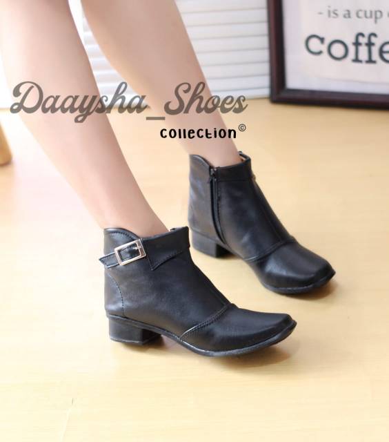 Sepatu boots wanita ptk 01