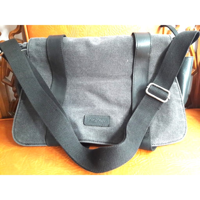Tas Kickers sling bag Authentic Guarantee ORI
