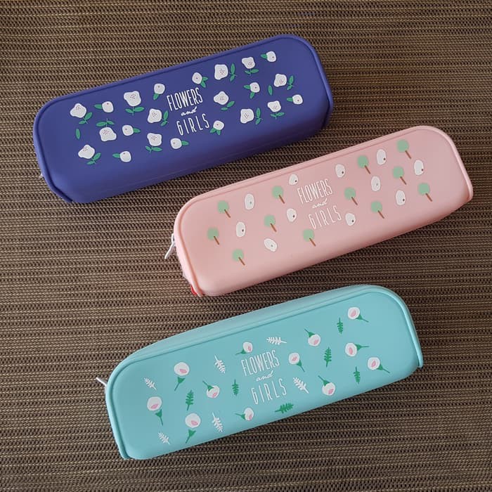 

Languo Flowers Girls Silicone Pencil Case / Tempat Pensil