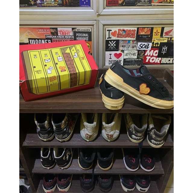 Sepatu Beazt x Pee Wee Gaskins (PWG) - Hullabaloo Official