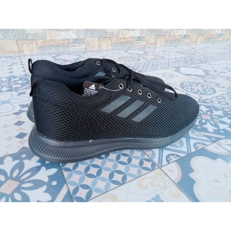 sepatu jumbo