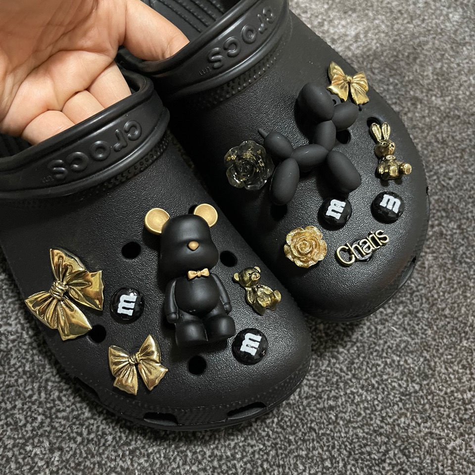 Set Aksesoris Charms Crocs Jibbitz DIY Untuk Dekorasi Sepatu