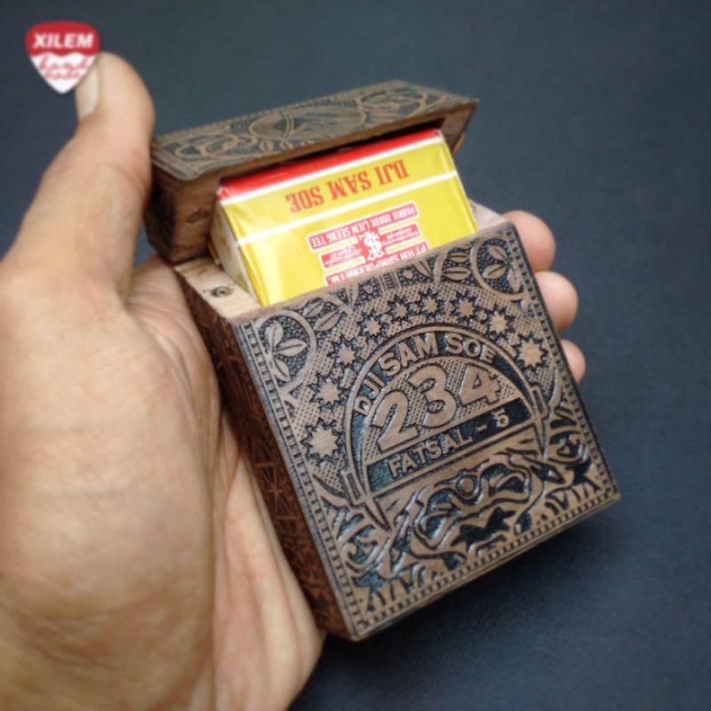 Kotak Kayu Full Ukir. Bisa request ukiran nama/foto/tulisan/logo/dll. Kotak kayu Ukir Laser