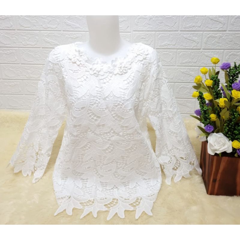 Blus Renda