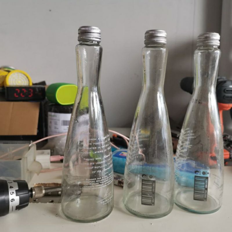 Vas bunga kaca bening / Vas botol kaca / botol ex aqua reflections / Vas bunga
