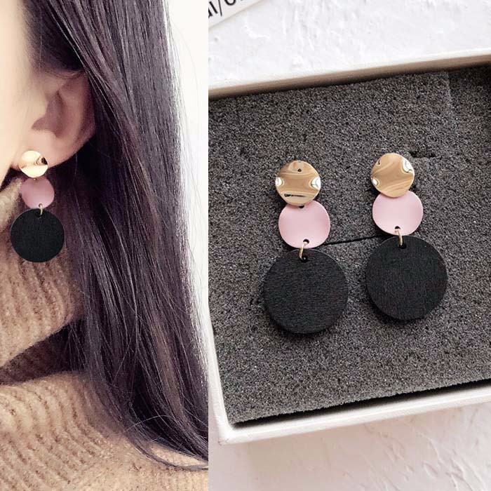 Anting Gold Pink Black Circle Wood