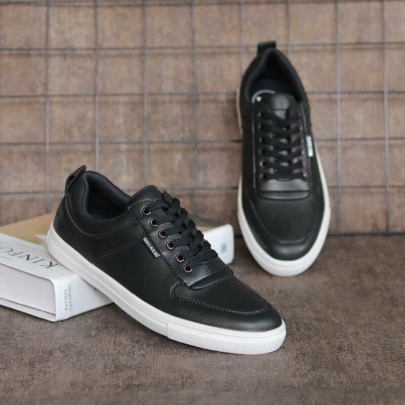 SEPATU SNEAKERS PRIA TALI CASUAL KULIT PU SINTETIS HITAM BROWN KASUAL SEKOLAH KULIAH KERJA GAYA TERBARU TRENDY MURAH