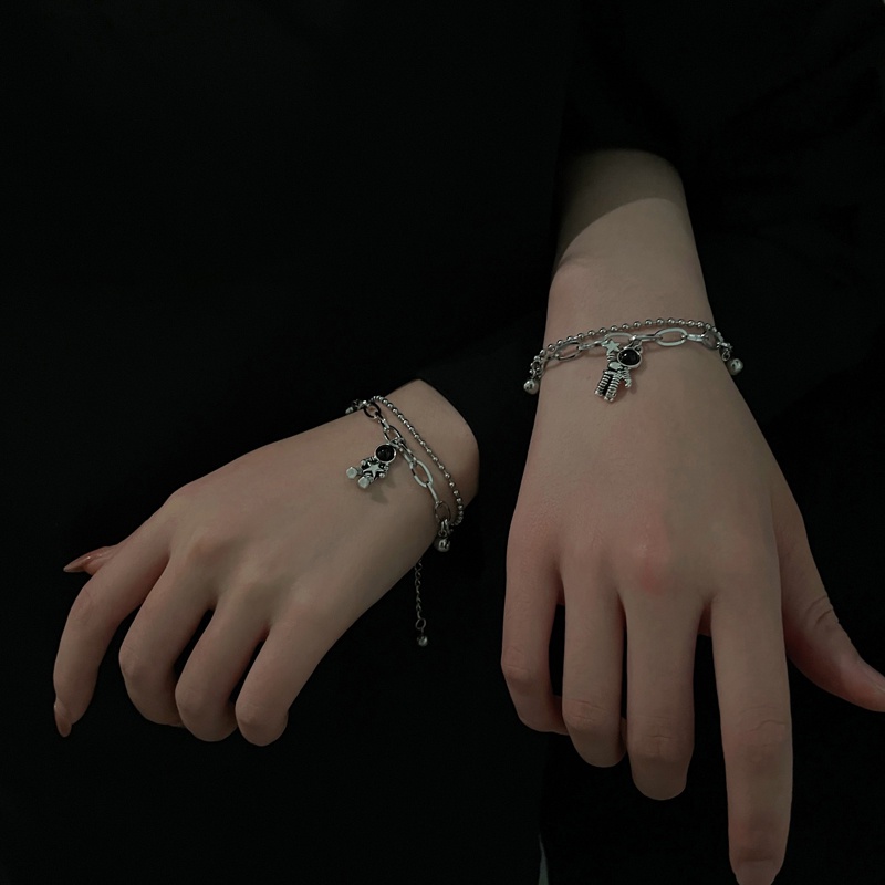 YEEZII Set Gelang Magnetik Liontin Ganda Warna Silver Untuk Wanita