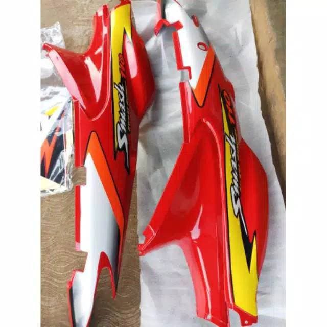 cover body Suzuki smash lama merah