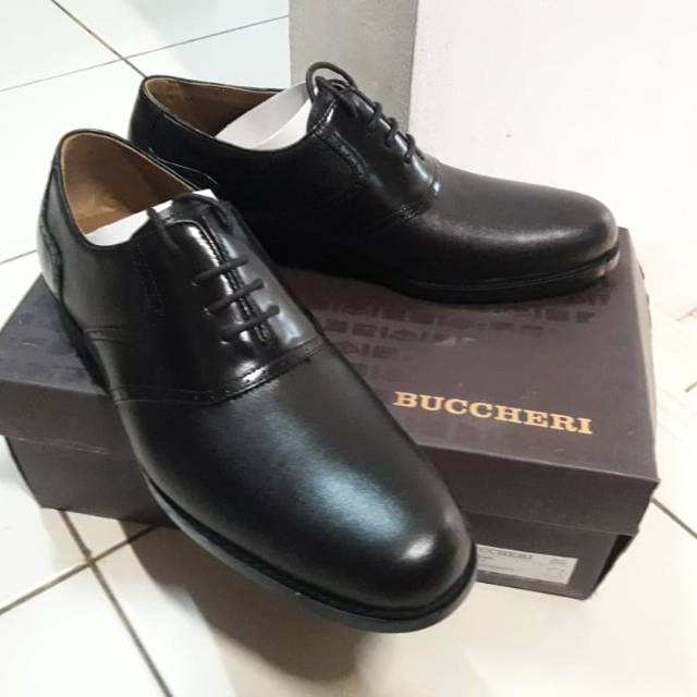  Sepatu Buccheri  full kulit Shopee Indonesia