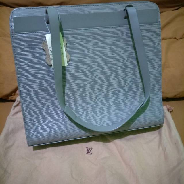 Tas LV epi leather