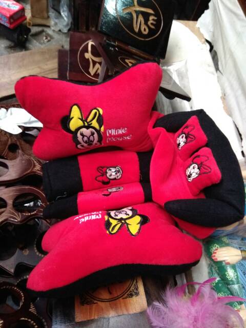 TERMURAH! TERLARIS! 1 SET BANTAL MOBIL ISI 2 BANTAL KURSI, 2 SEAT BELT DAN TEMPAT TISU MICKEY MOUSE