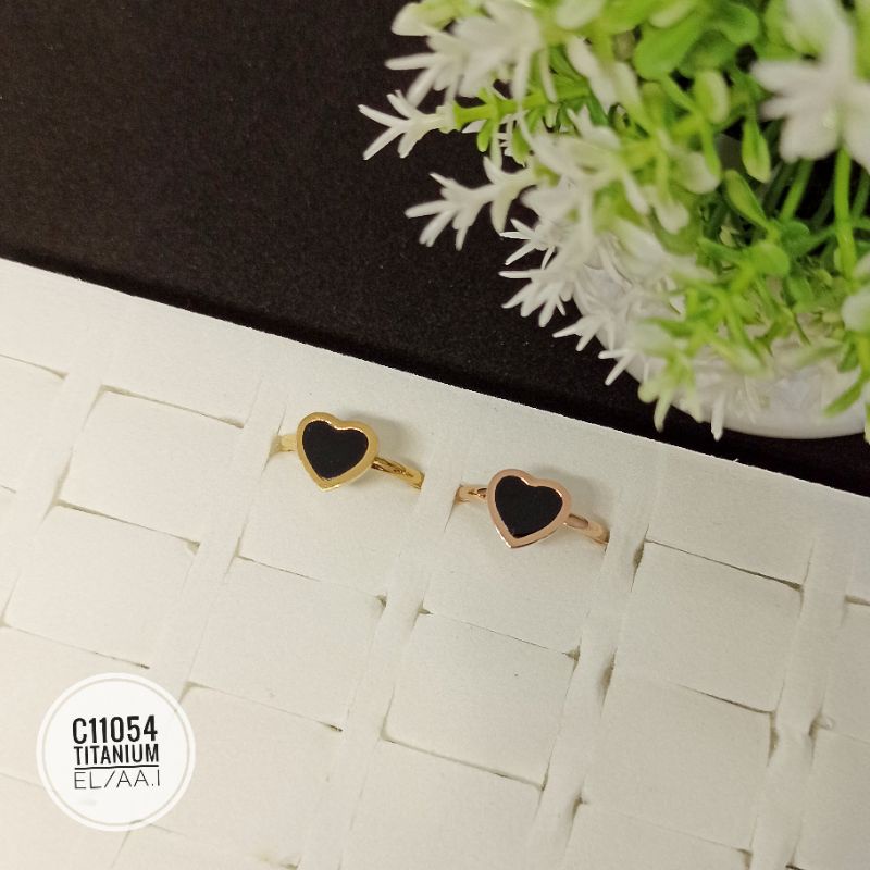 Cincin Titanium Plat Love Hitam C11054