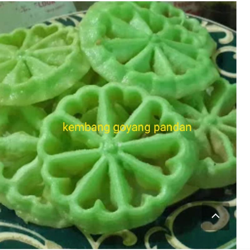 

kembang goyang pandan